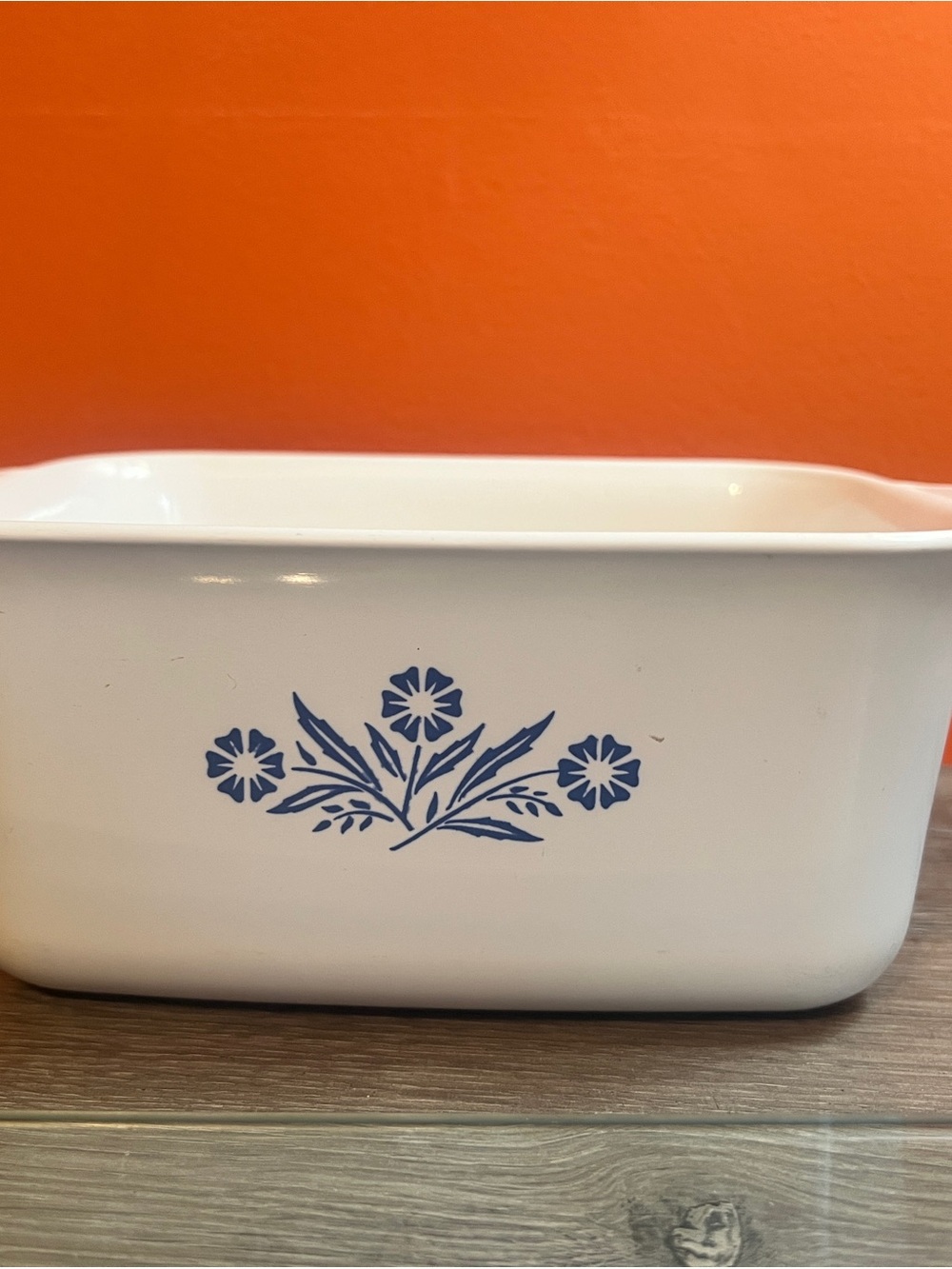 Corningware White 1.5 Quart Casserole with Blue Cornflower Design